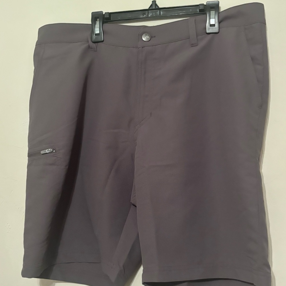 Adidas Men’s Woven Cargo Short Size 36 Color Charcoal ADVR0882
